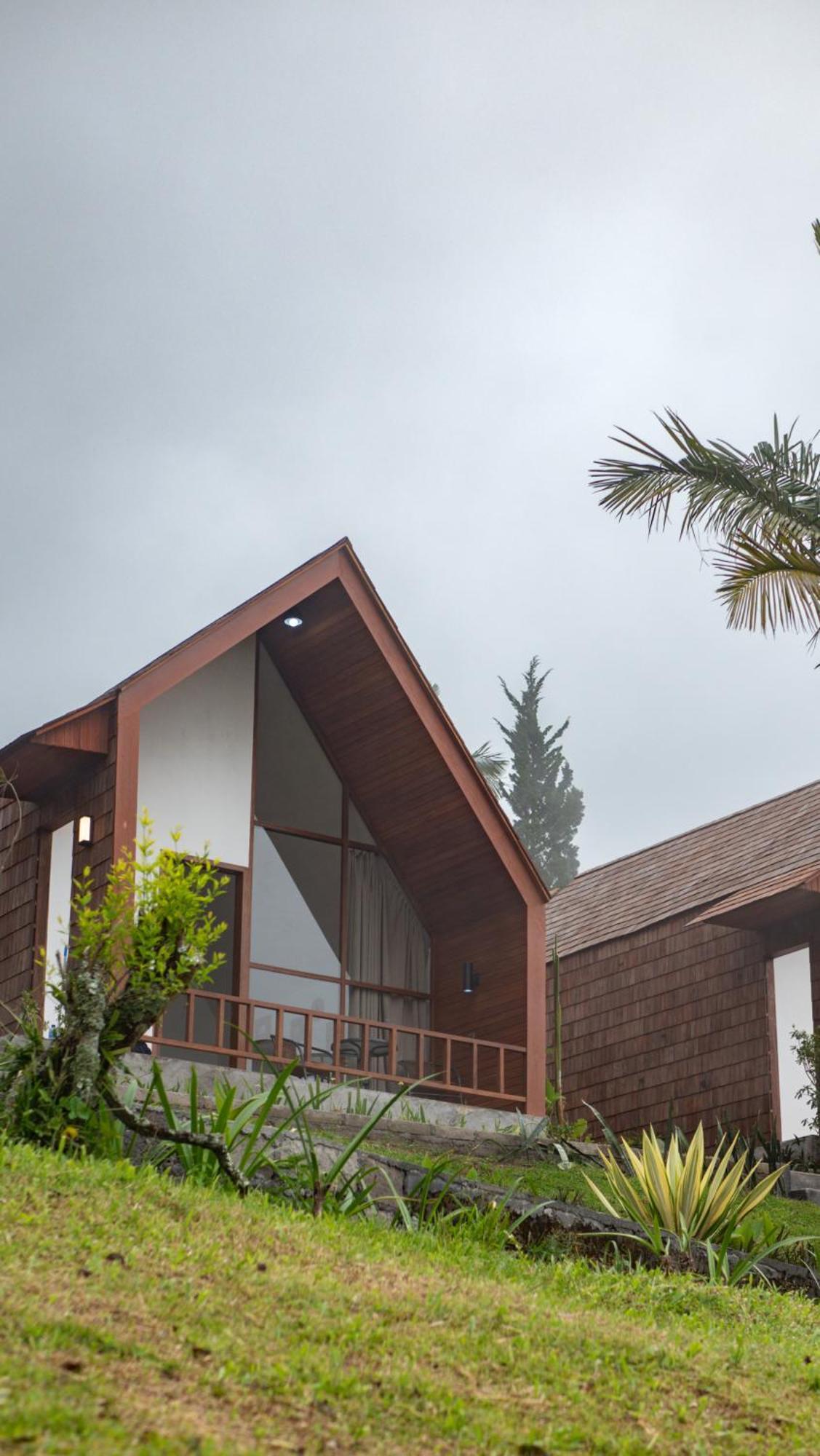 Catu Glamping Bedugul Βίλα Selemadeg Εξωτερικό φωτογραφία